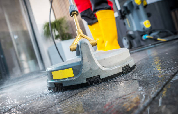 Best Residential Pressure Washing Services  in Onalaska, WI