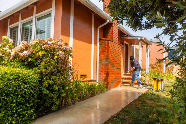 Best Best Pressure Washing Companies  in Onalaska, WI