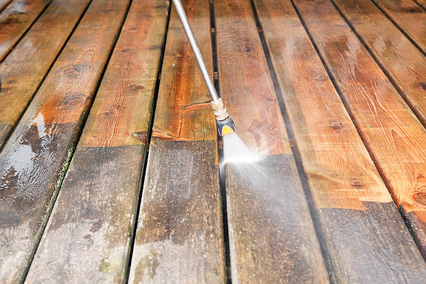 Best Commercial Pressure Washing  in Onalaska, WI